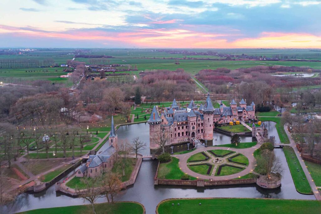 Kasteel De Haar - Haarzuilens - Netherlands